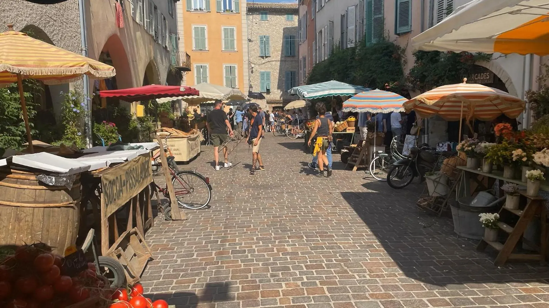 Apartment Biot - Place Des Arcades France